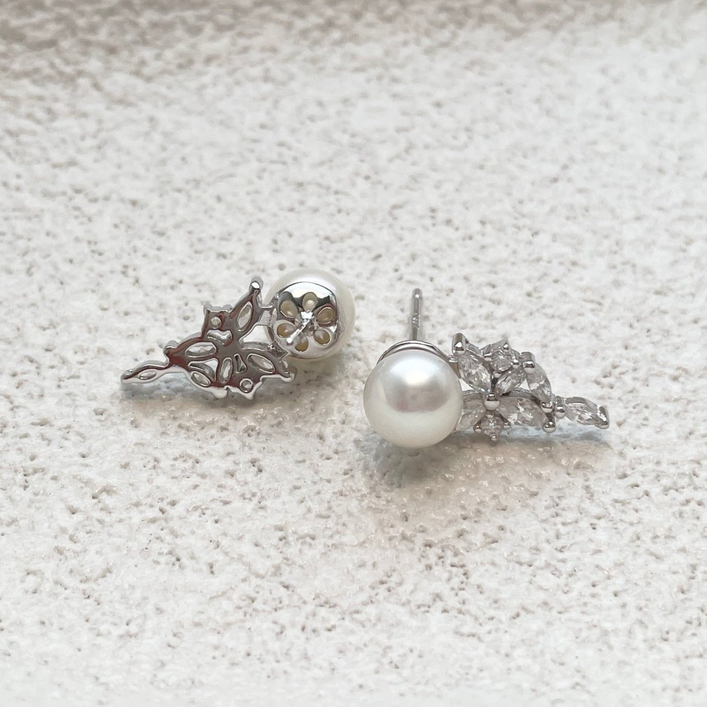 Pearl Drop Earrings - Verdure