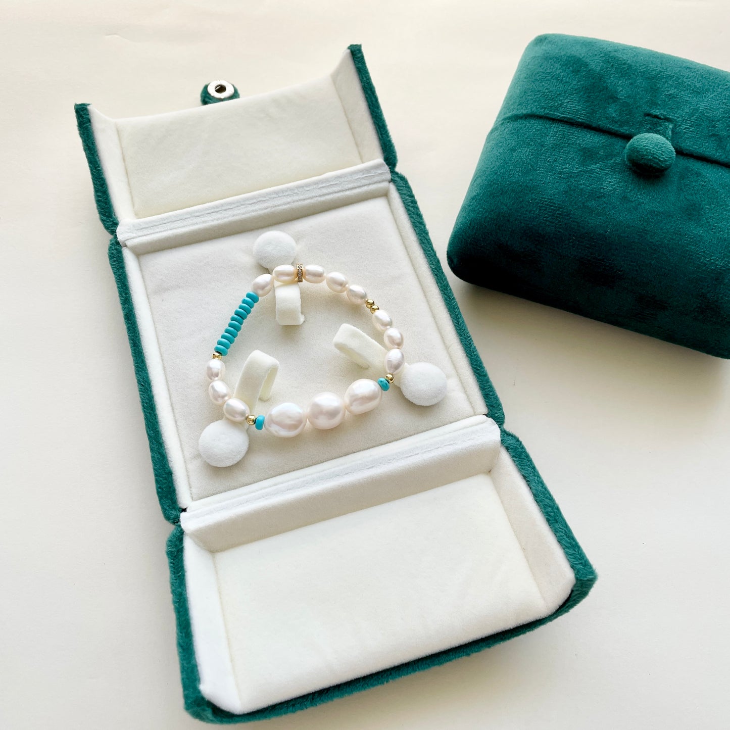 baroque pearl bracelet in box