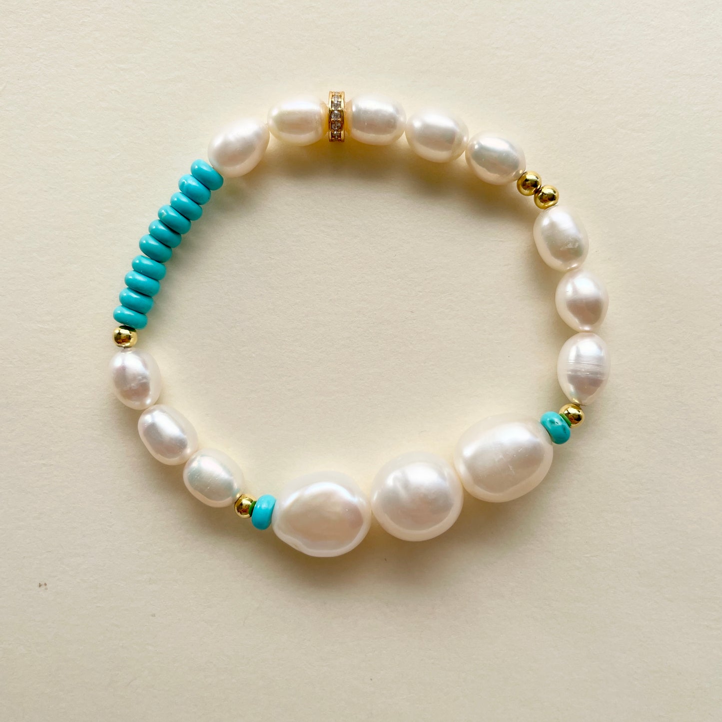 baroque pearl bracelet top