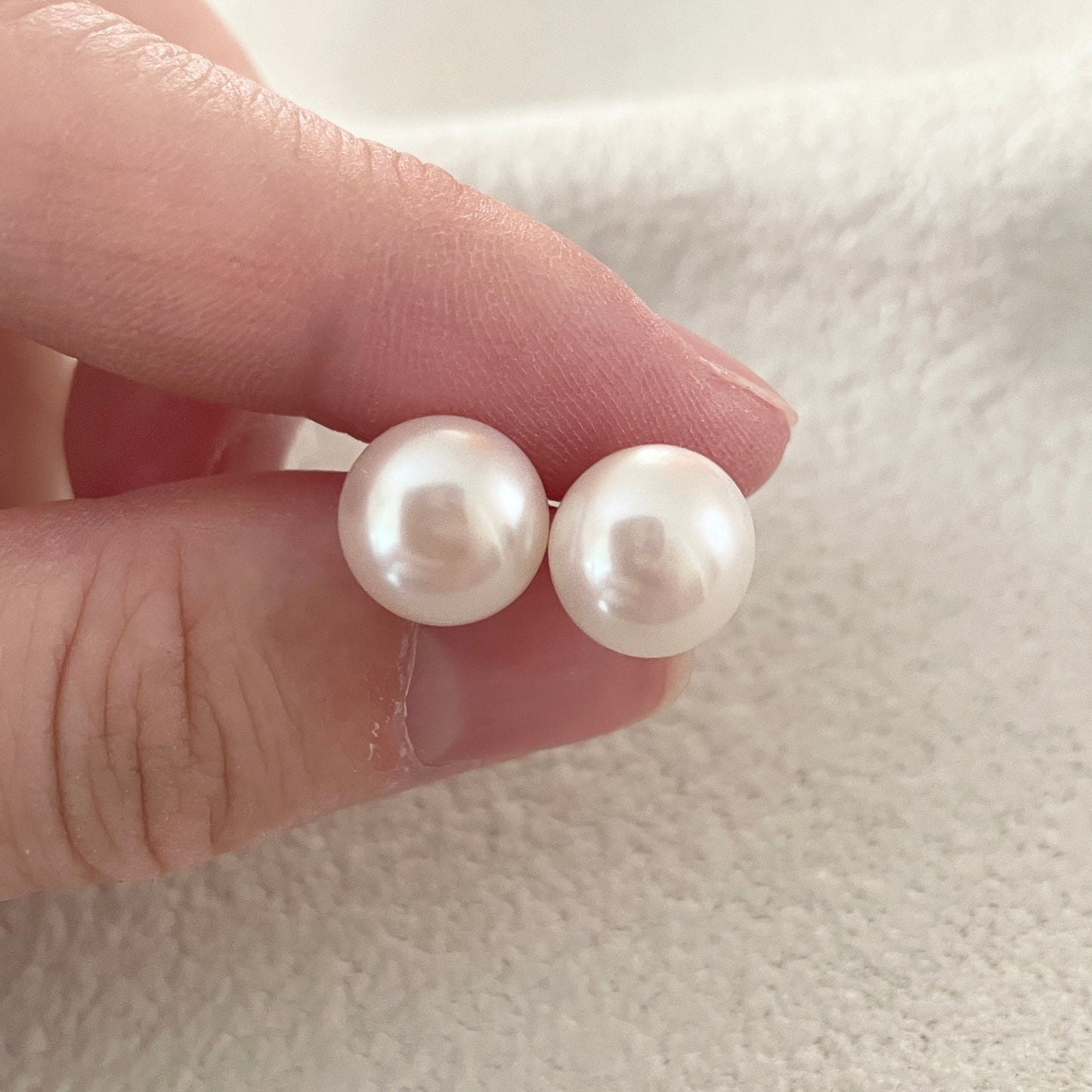 Button Pearl Stud Earrings