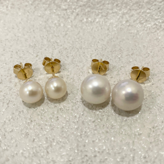 gold pearl earrings 2 pairs