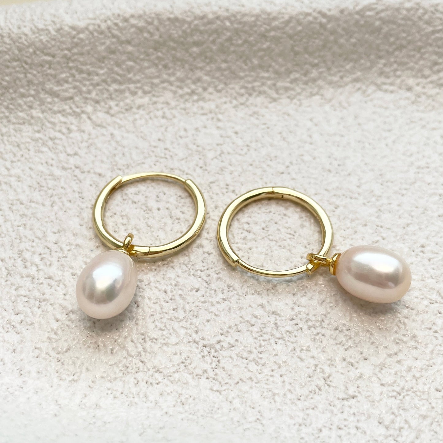 pearl earrings side look