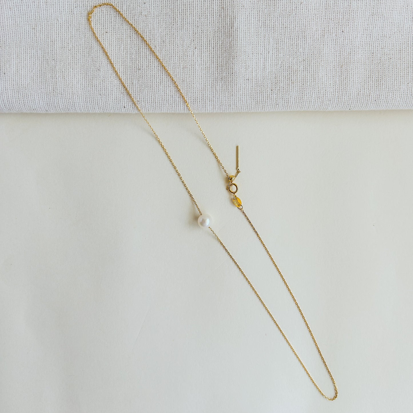 Simple Pearl Necklace