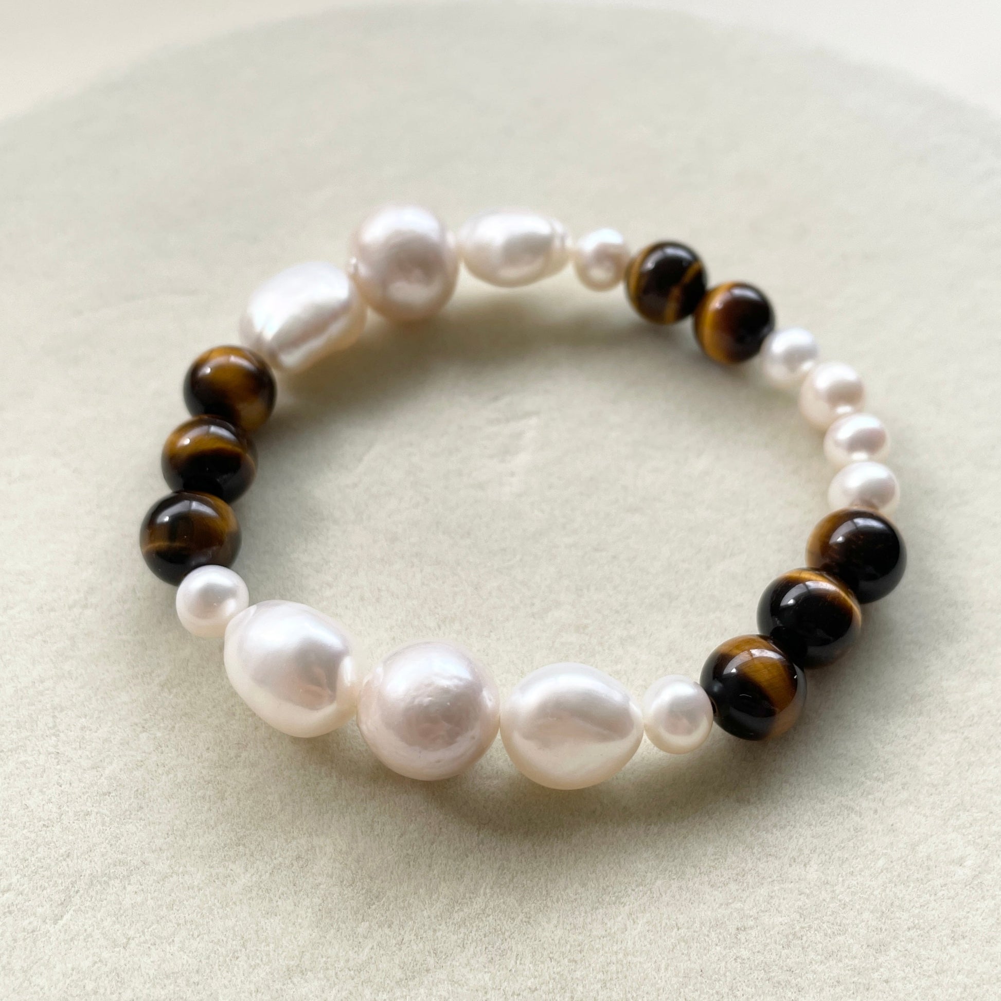 pearl_and_tiger_eye_bracelet