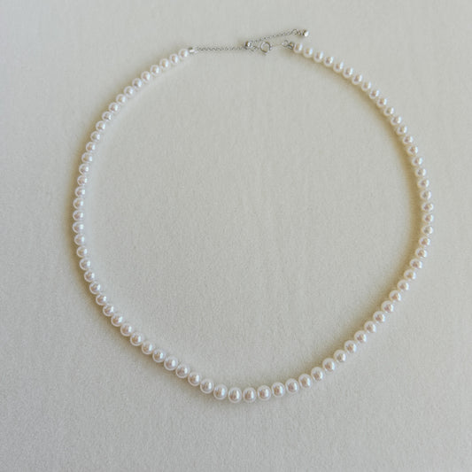pearl strand necklace